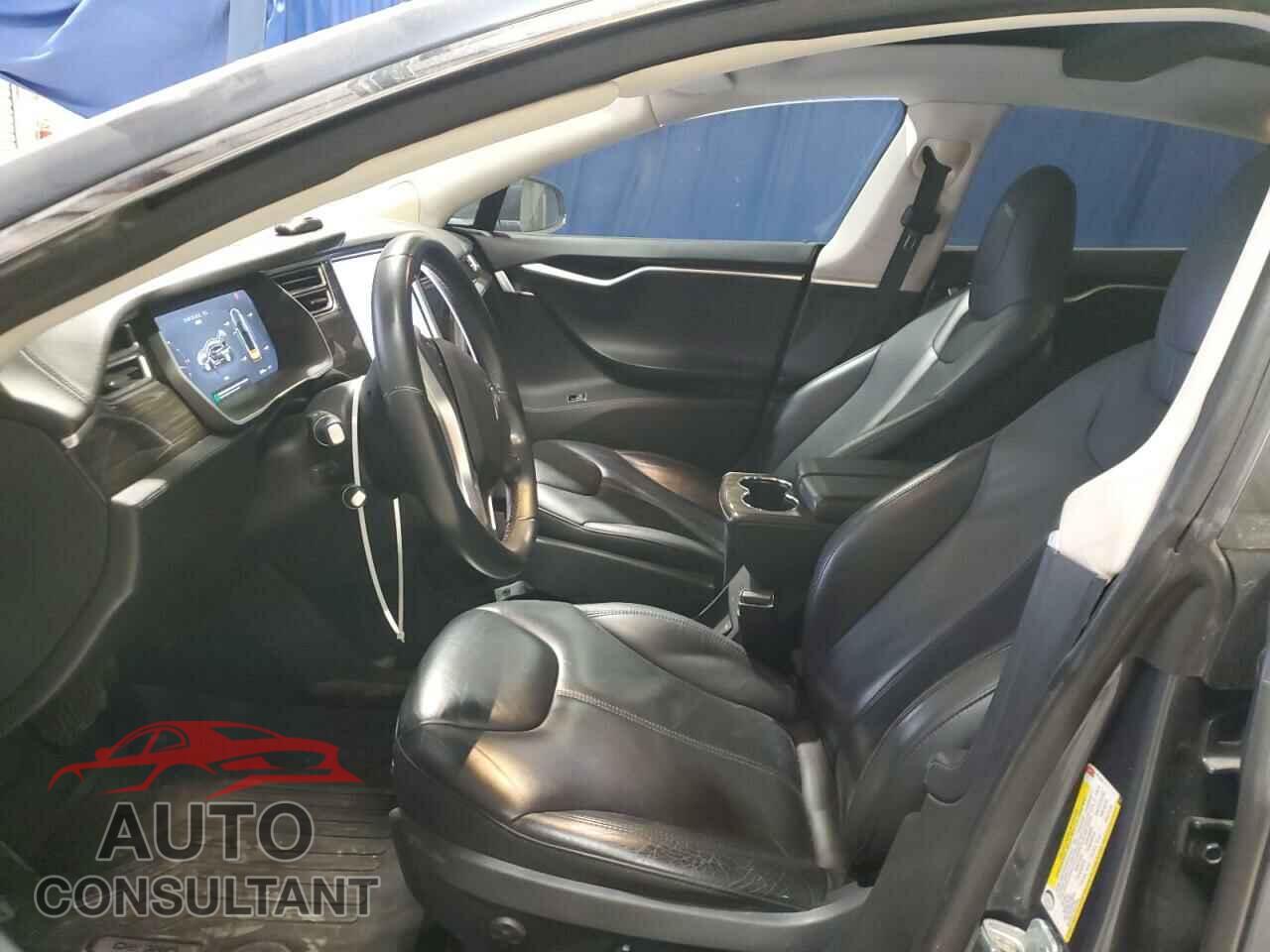 TESLA MODEL S 2015 - 5YJSA1S1XFFP77068