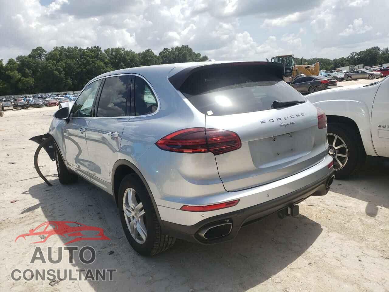 PORSCHE CAYENNE 2016 - WP1AA2A20GKA16144