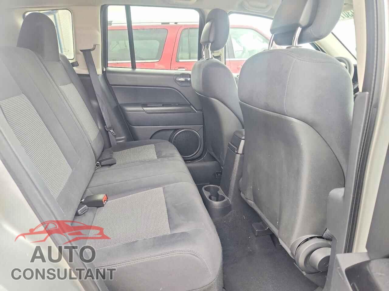 JEEP COMPASS 2011 - 1J4NF1FB1BD163958