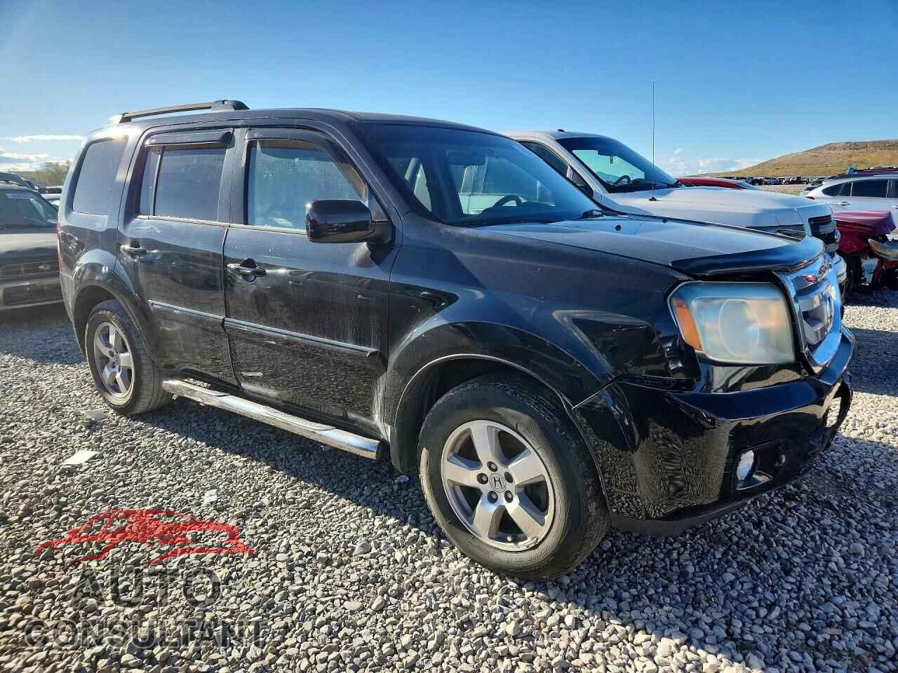 HONDA PILOT 2011 - 5FNYF4H40BB034301