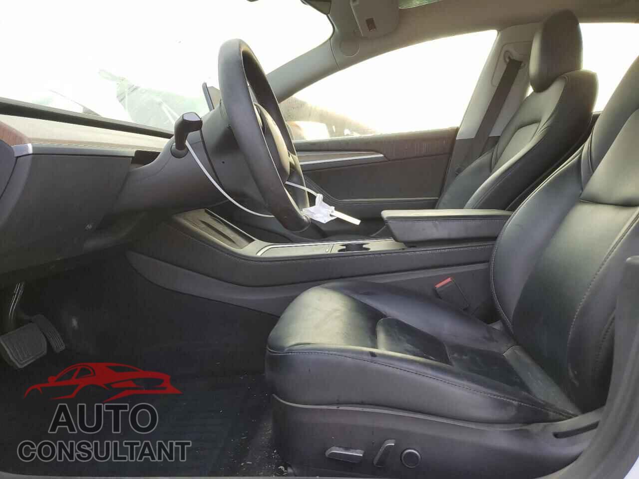 TESLA MODEL 3 2021 - 5YJ3E1EB4MF015512