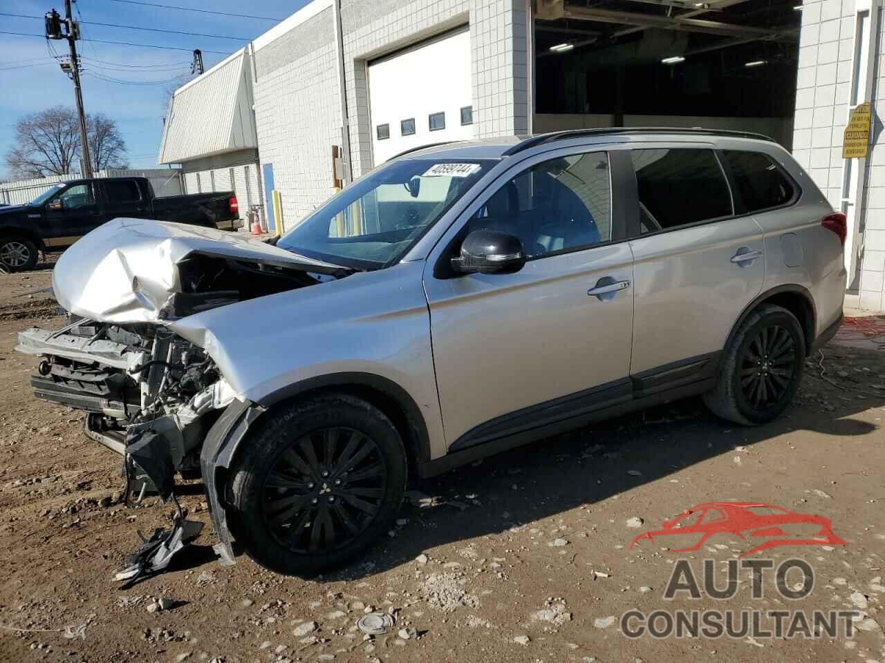 MITSUBISHI OUTLANDER 2020 - JA4AZ3A30LZ030632