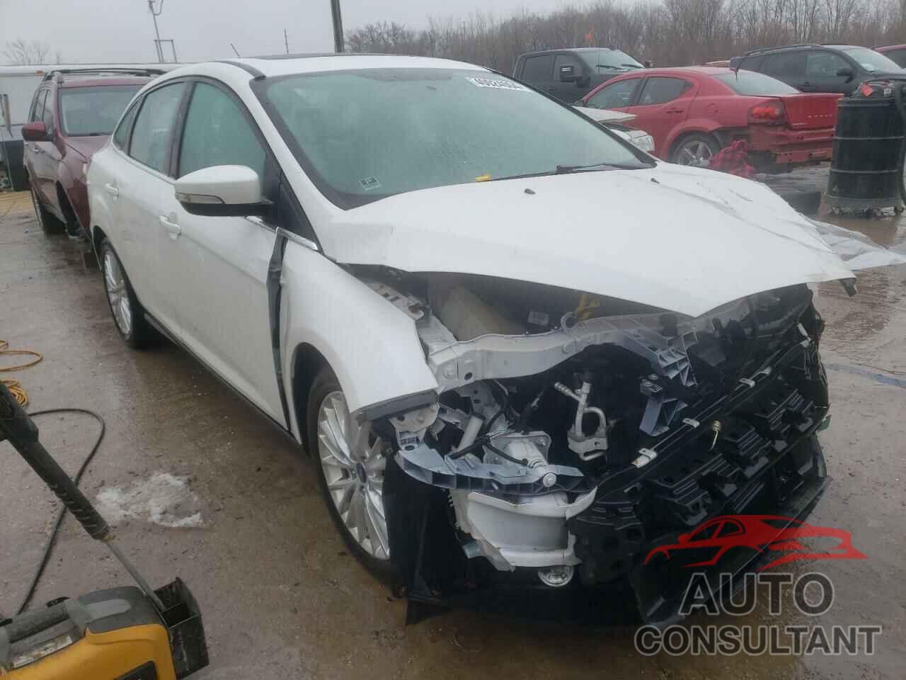 FORD FOCUS 2018 - 1FADP3J26JL314675