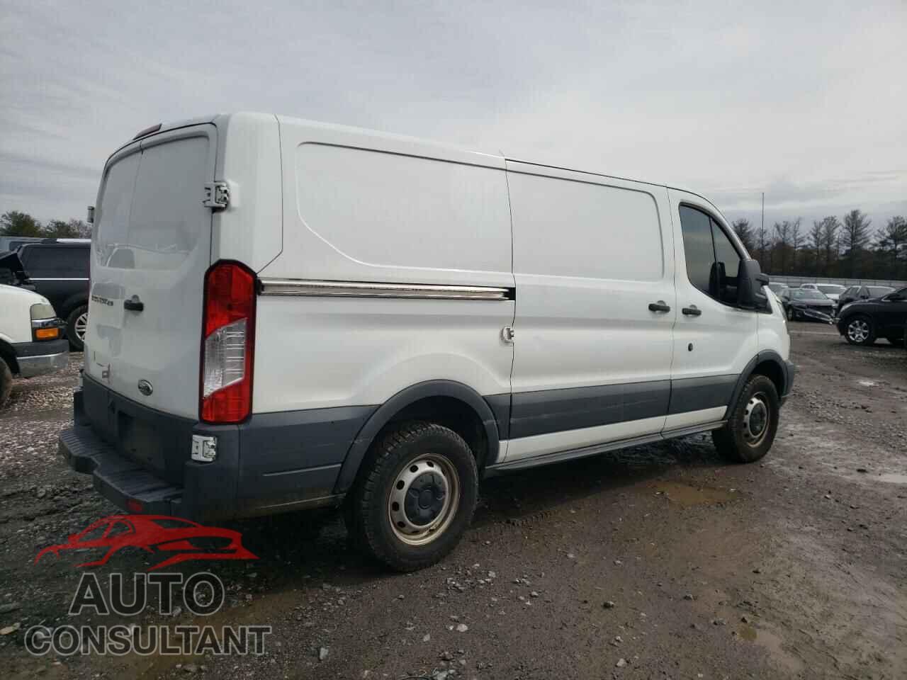 FORD TRANSIT 2016 - 1FTYR1YM7GKB10645