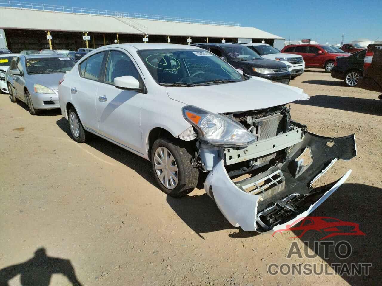 NISSAN VERSA 2018 - 3N1CN7AP3JL823709