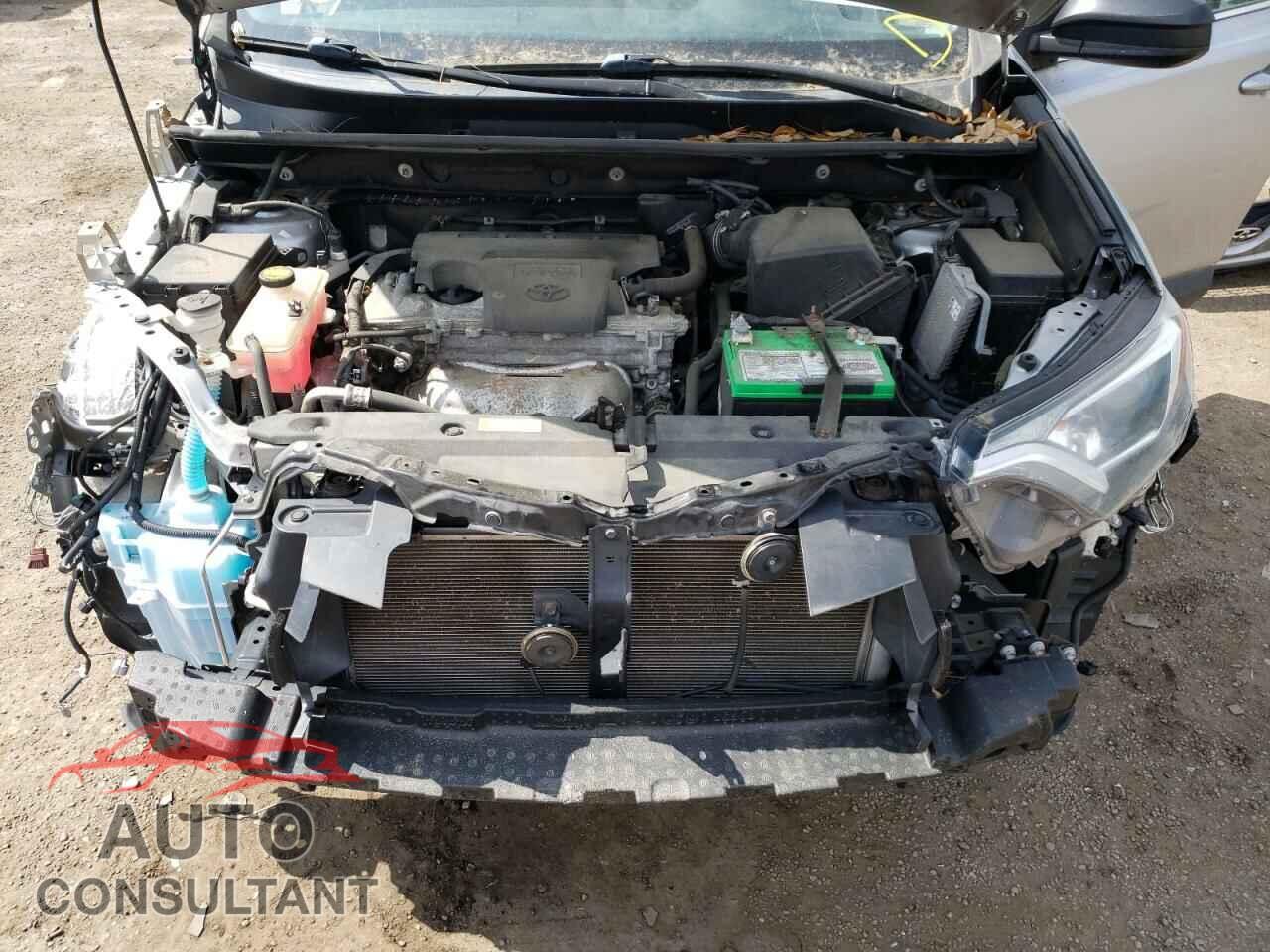 TOYOTA RAV4 2016 - 2T3BFREV8GW516659