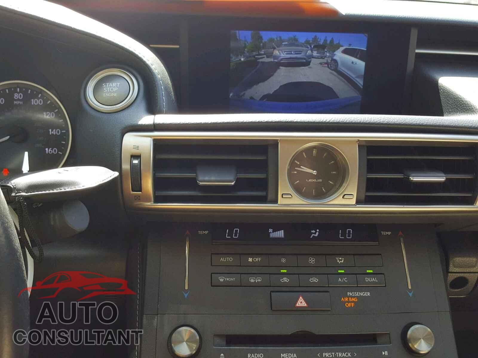 LEXUS IS 2016 - JTHBA1D29G5031217