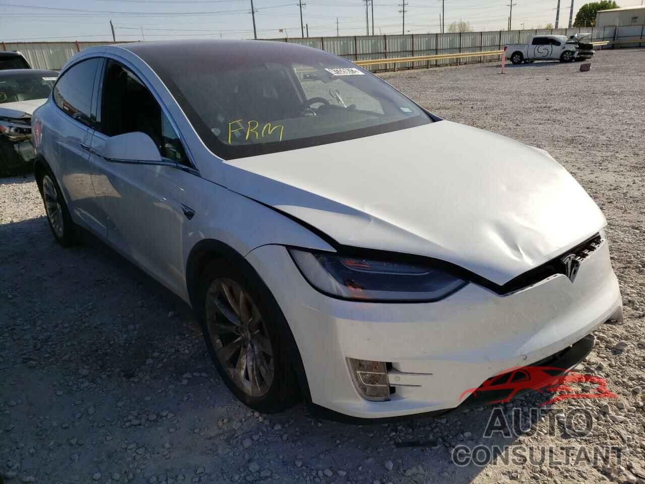 TESLA MODEL X 2018 - 5YJXCAE20JF141739