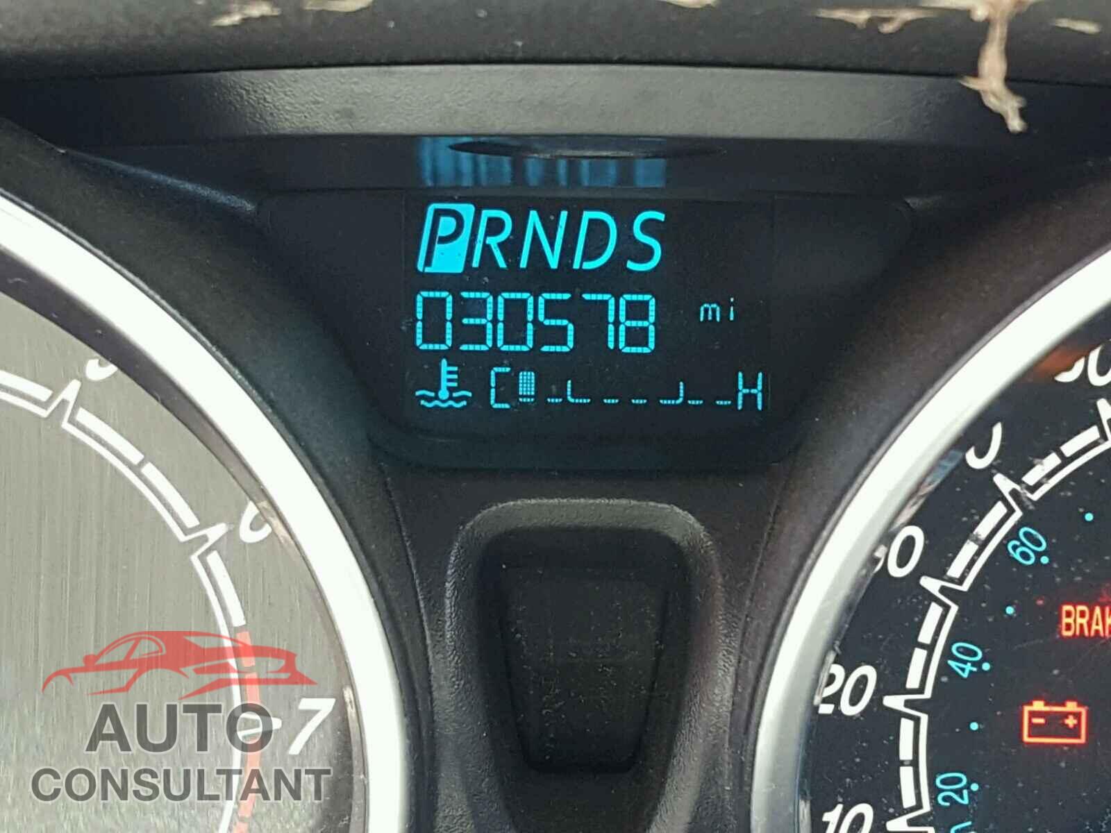 FORD FIESTA SE 2015 - 3FADP4EJ2FM162374