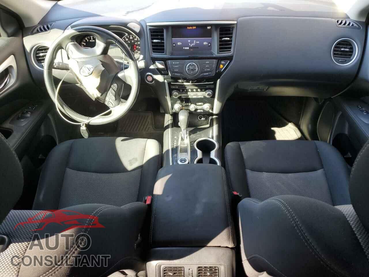 NISSAN PATHFINDER 2017 - 5N1DR2MM0HC684148
