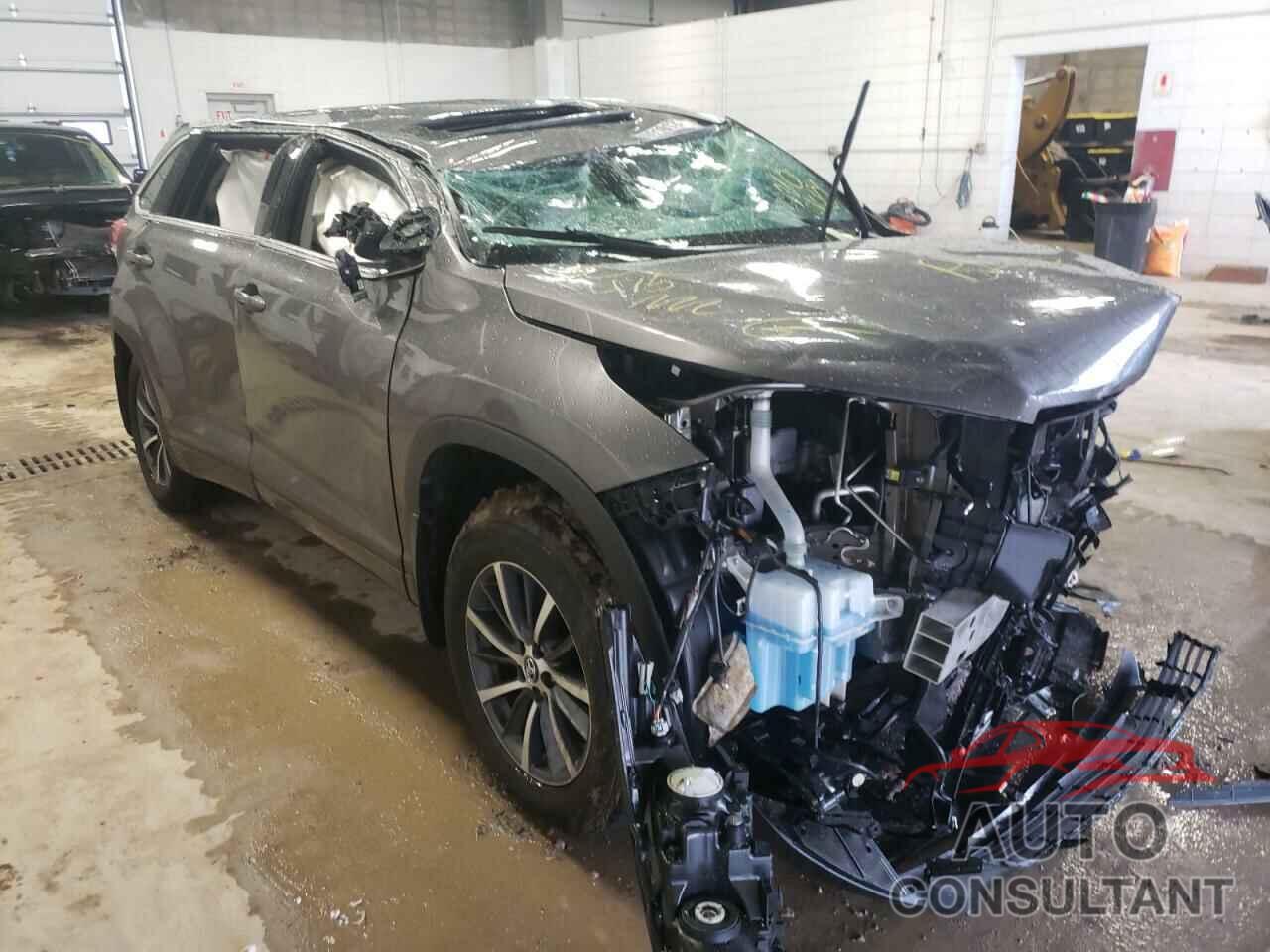 TOYOTA HIGHLANDER 2017 - 5TDJZRFH3HS461777