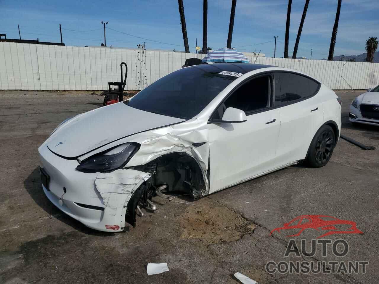 TESLA MODEL Y 2023 - 7SAYGDEE5PF832863