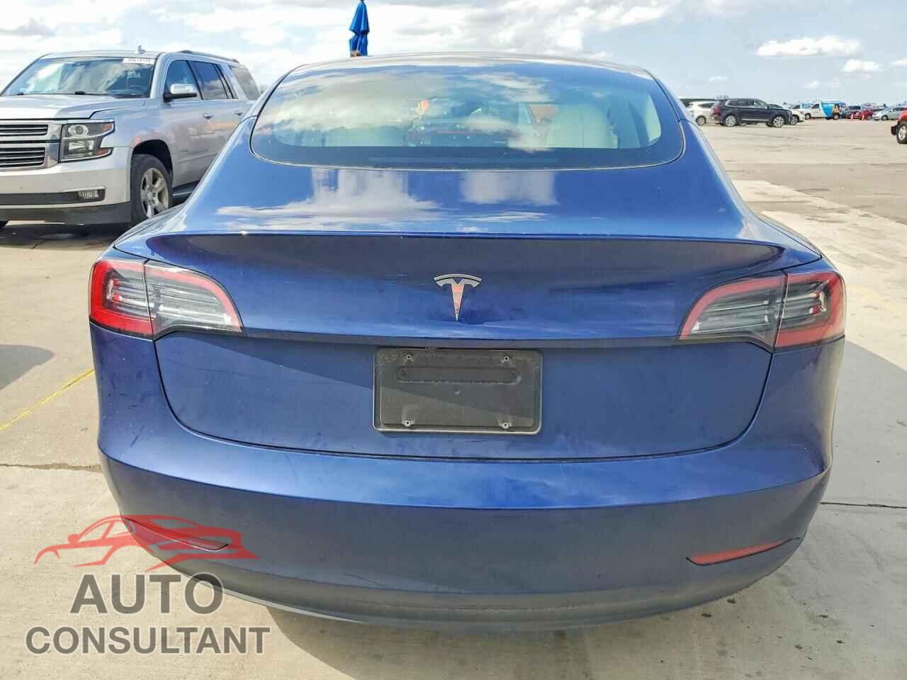 TESLA MODEL 3 2023 - 5YJ3E1EA7PF512467