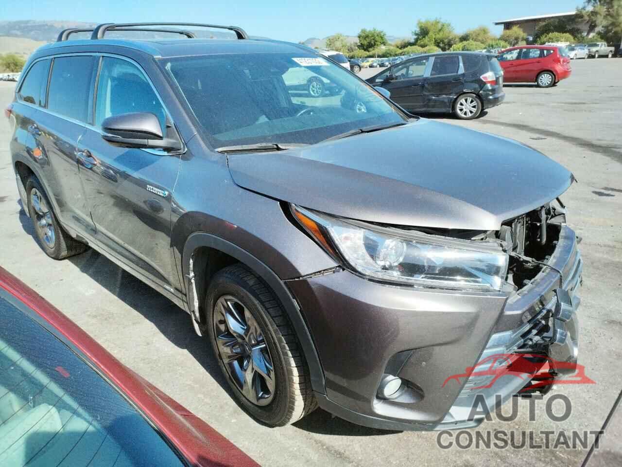 TOYOTA HIGHLANDER 2017 - 5TDDGRFH8HS028376