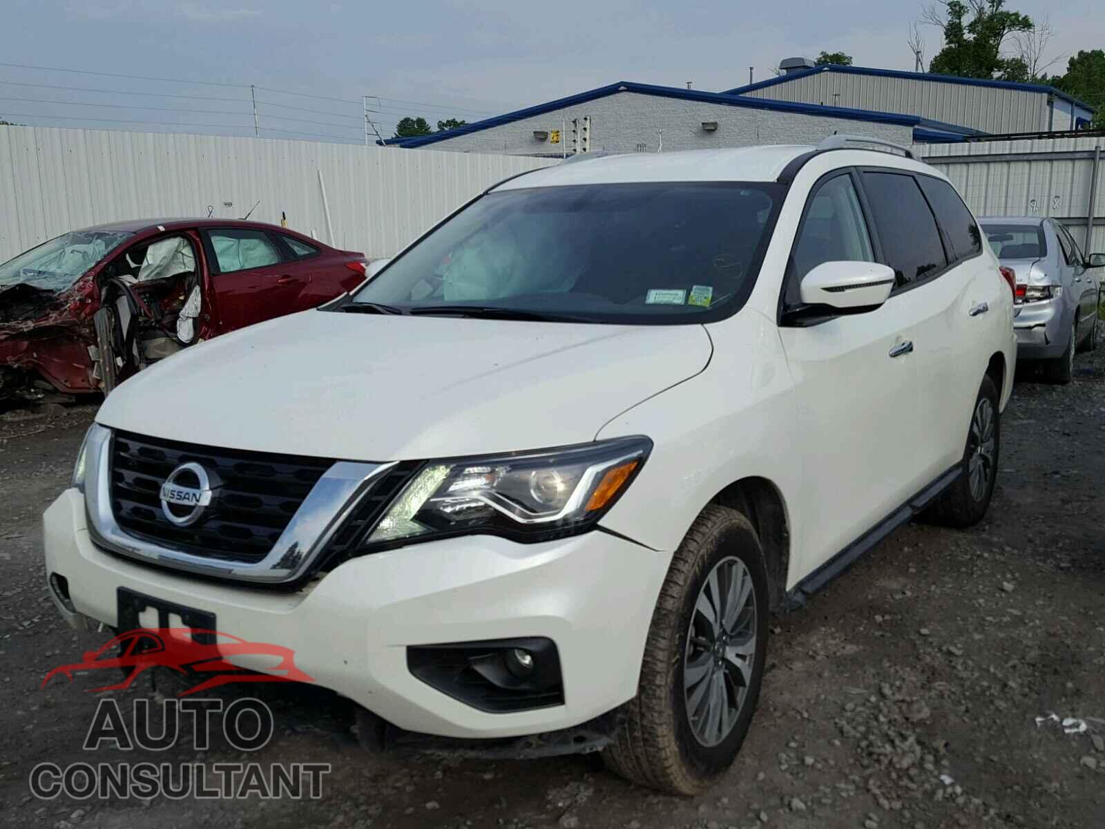NISSAN PATHFINDER 2017 - 5N1DR2MM3HC619469