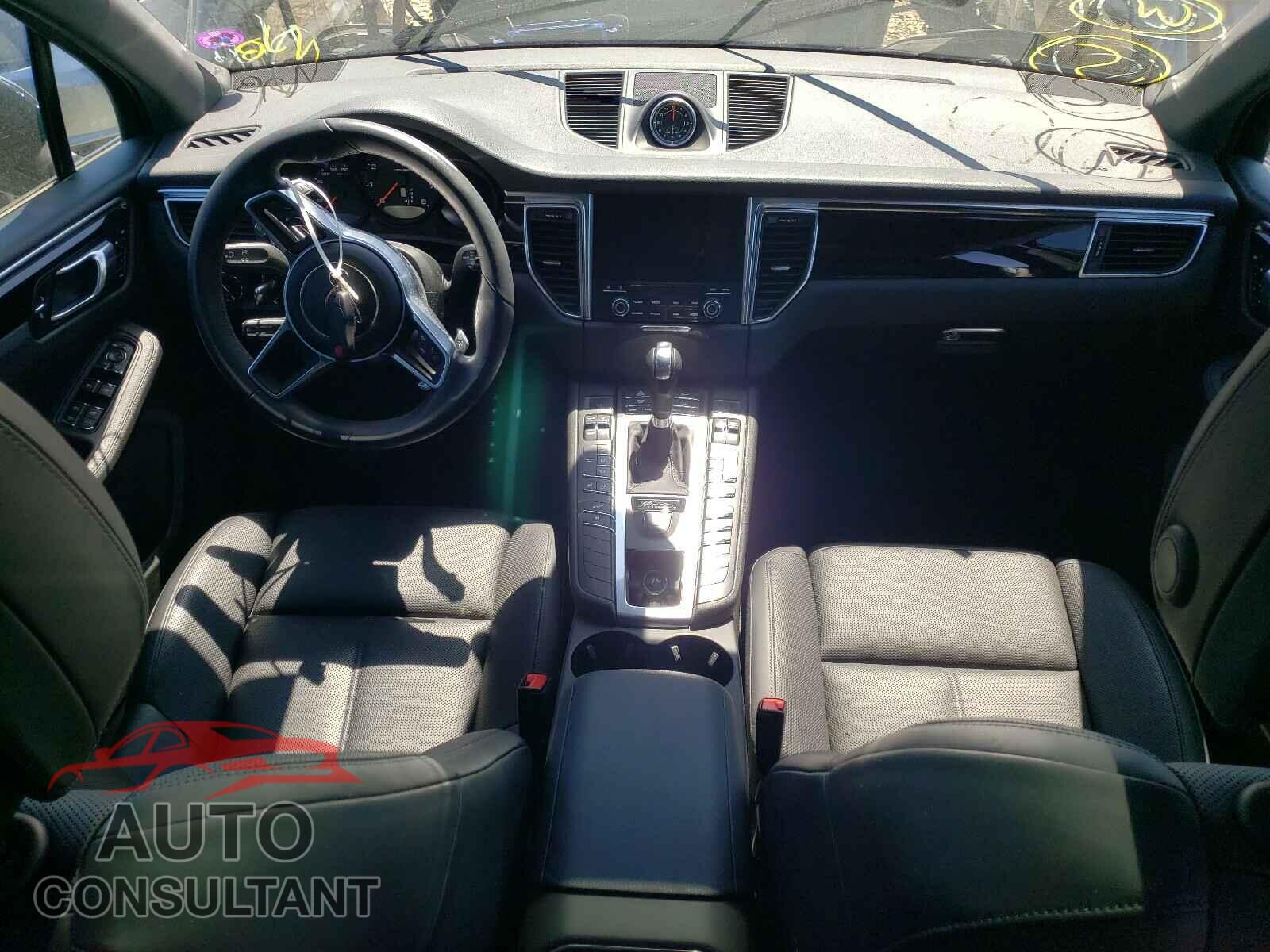 PORSCHE MACAN 2018 - WP1AA2A54JLB13696