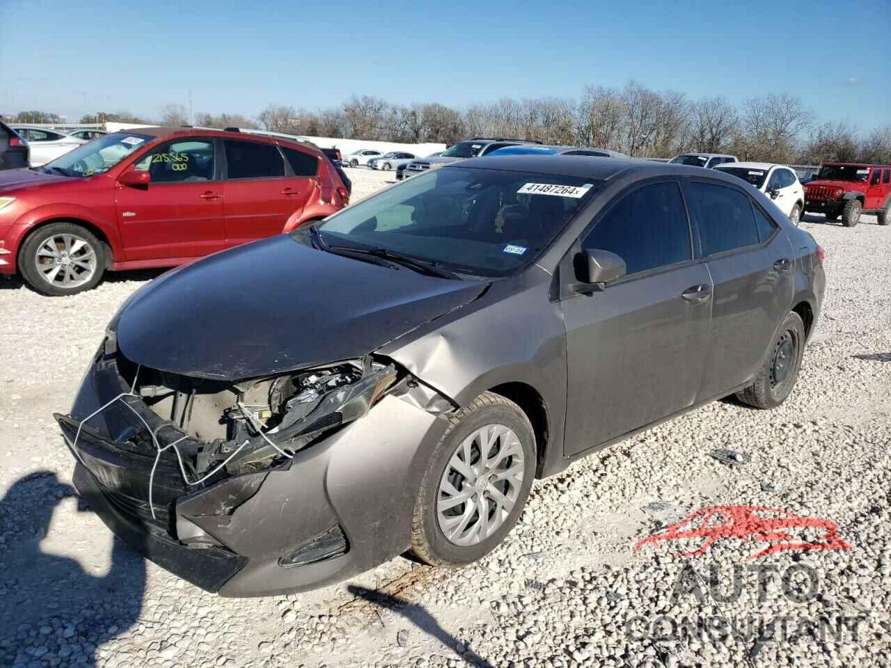 TOYOTA COROLLA 2018 - 5YFBURHE6JP782930