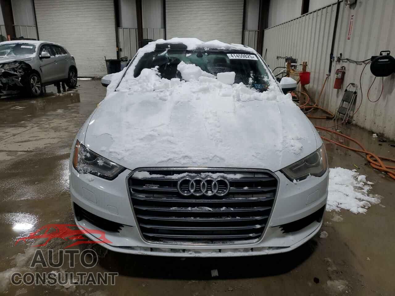 AUDI A3 2015 - WAUBFGFF7F1001755