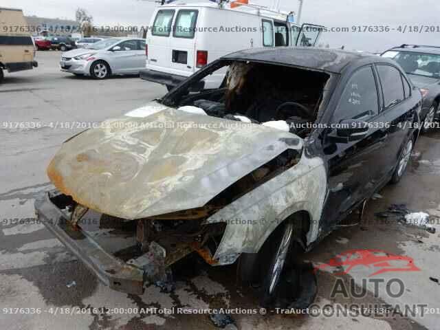 NISSAN PATHFINDER 2018 - 5N1DR2MNXJC656744