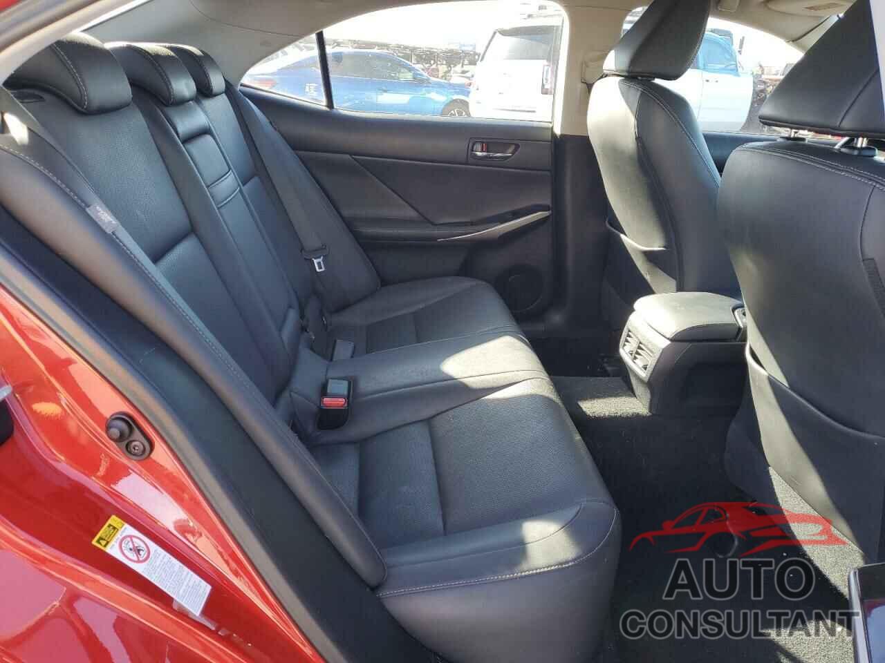 LEXUS IS 2016 - JTHBA1D28G5022105