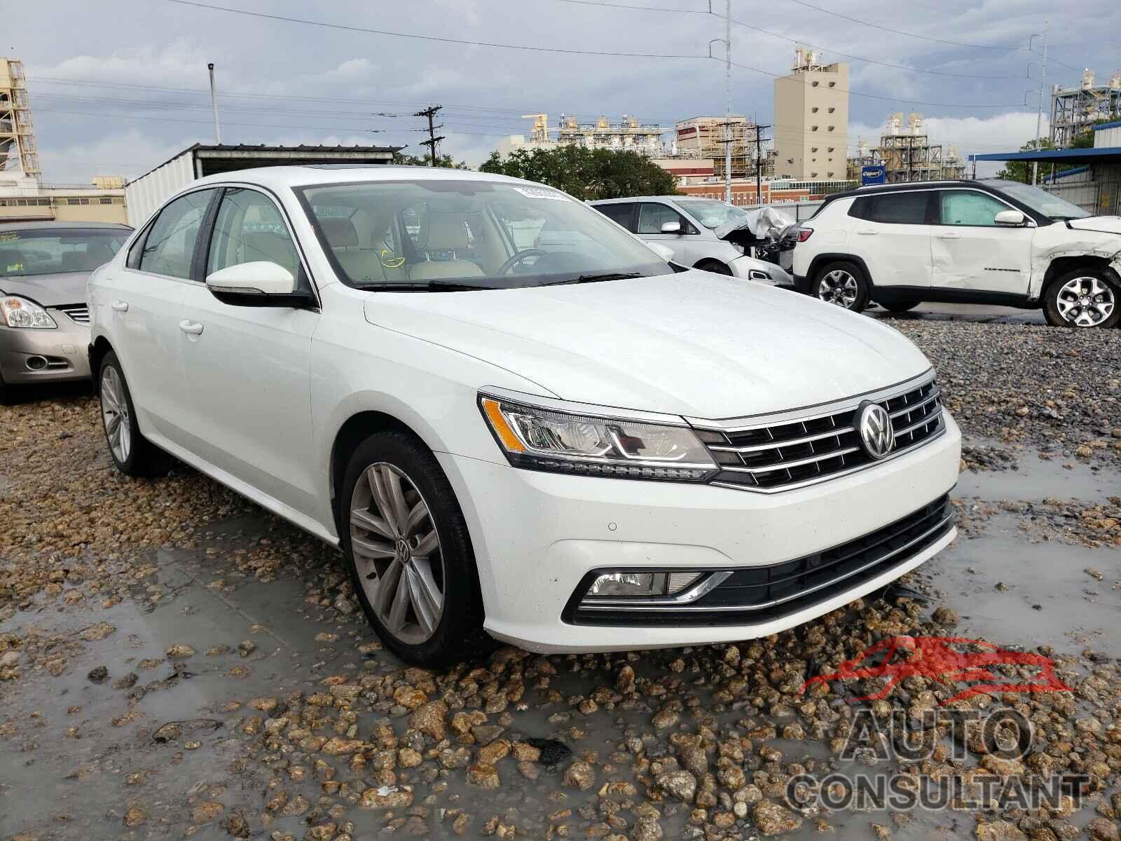 VOLKSWAGEN PASSAT 2018 - 1VWBA7A38JC016936