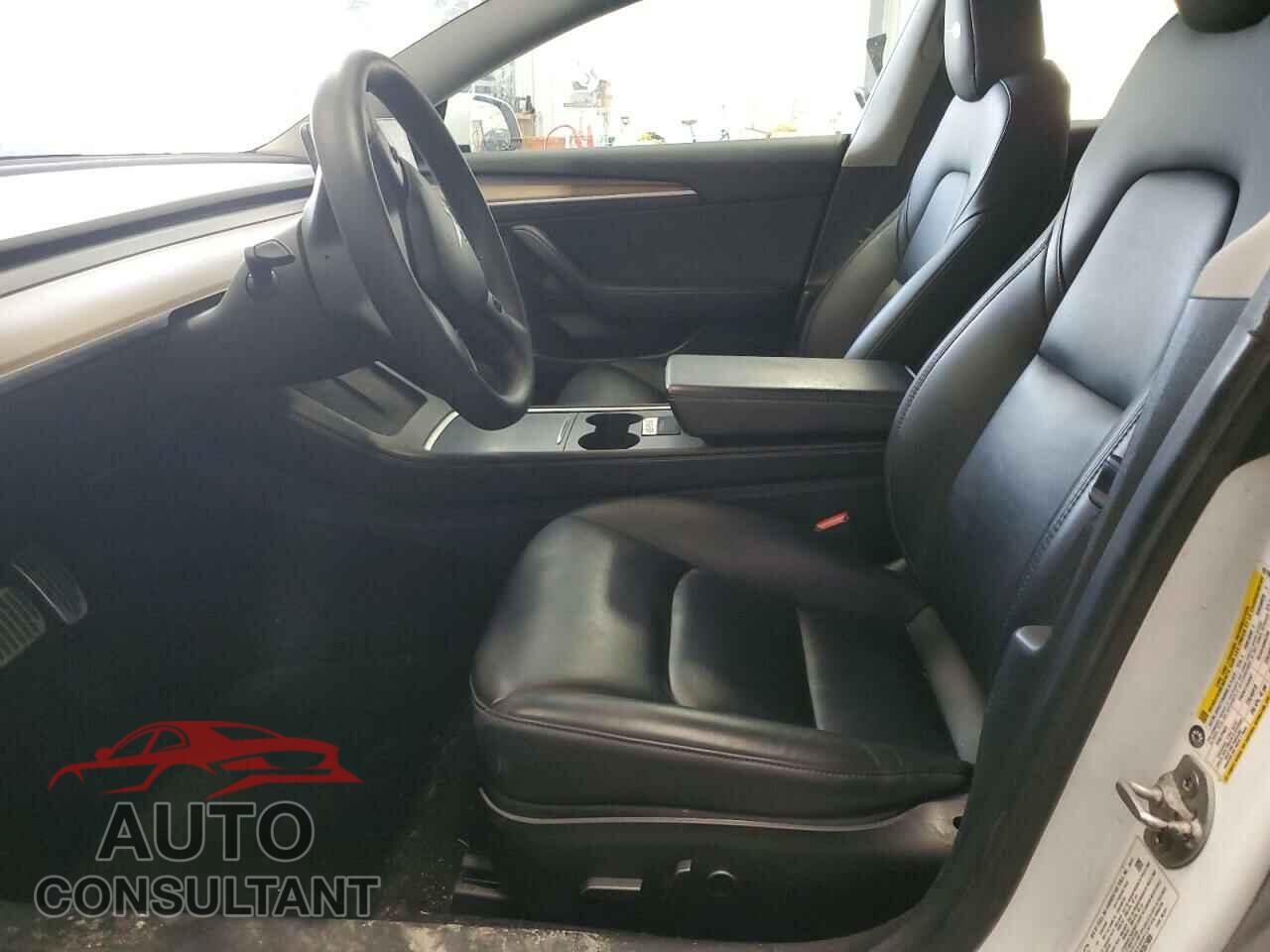 TESLA MODEL 3 2021 - 5YJ3E1EA5MF057985