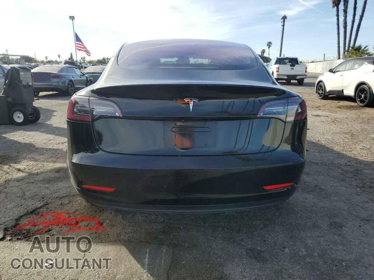 TESLA MODEL 3 2018 - 5YJ3E1EA6JF020939