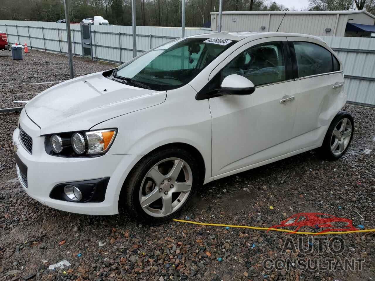 CHEVROLET SONIC 2016 - 1G1JE5SB9G4137015