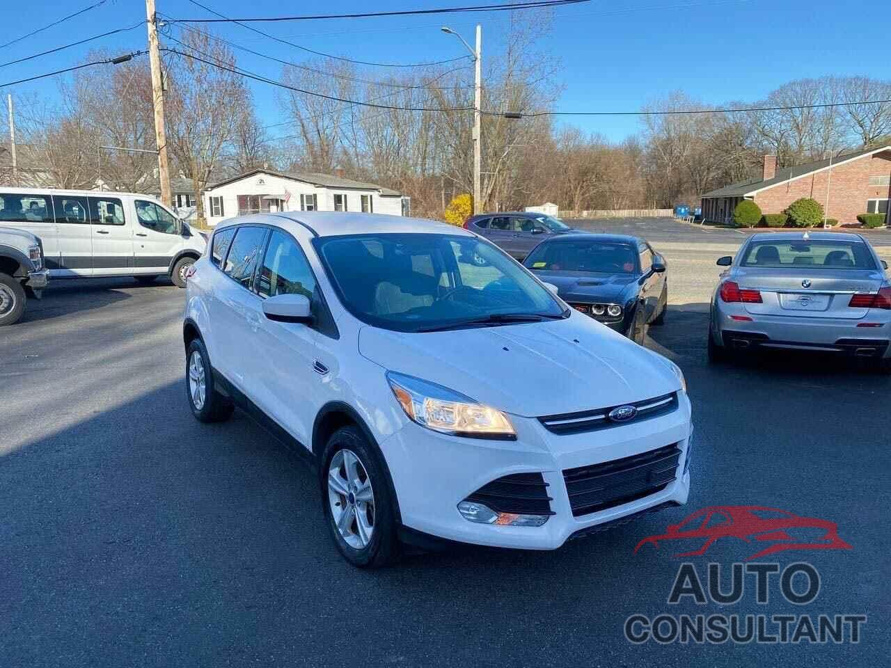FORD ESCAPE 2016 - 1FMCU9GX8GUC67409