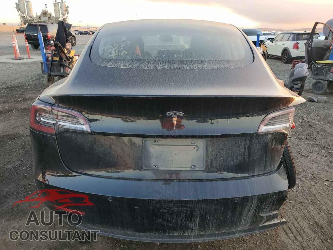 TESLA MODEL 3 2021 - 5YJ3E1EA9MF915068