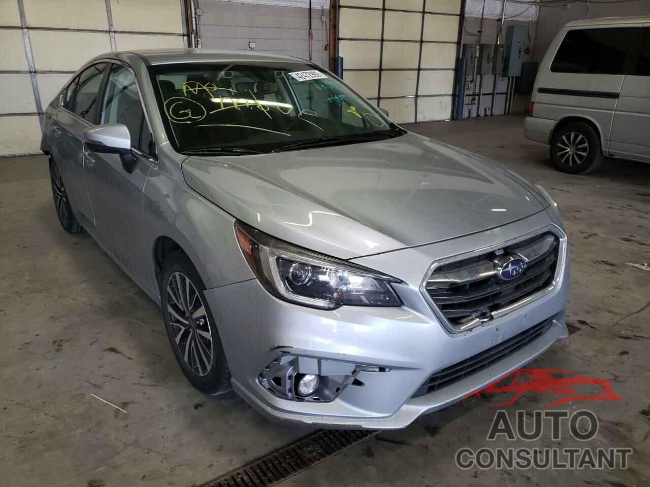 SUBARU LEGACY 2018 - 4S3BNAF67J3039504