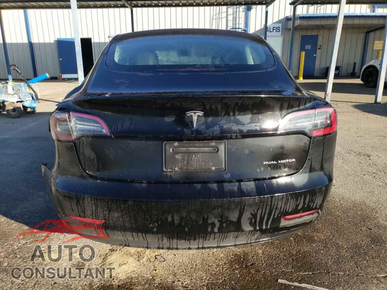 TESLA MODEL 3 2022 - 5YJ3E1EB3NF261954