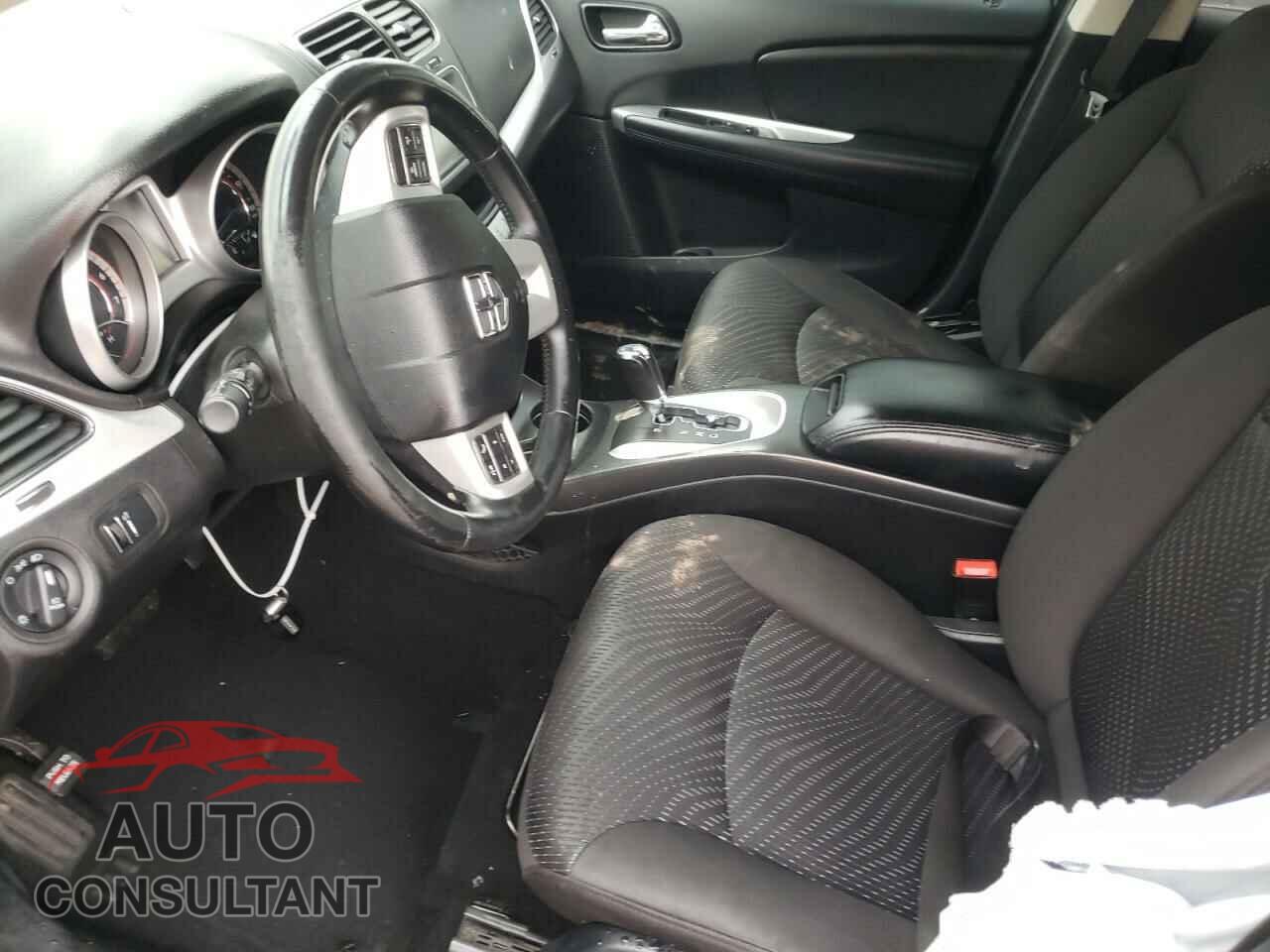 DODGE JOURNEY 2015 - 3C4PDCBB0FT737701