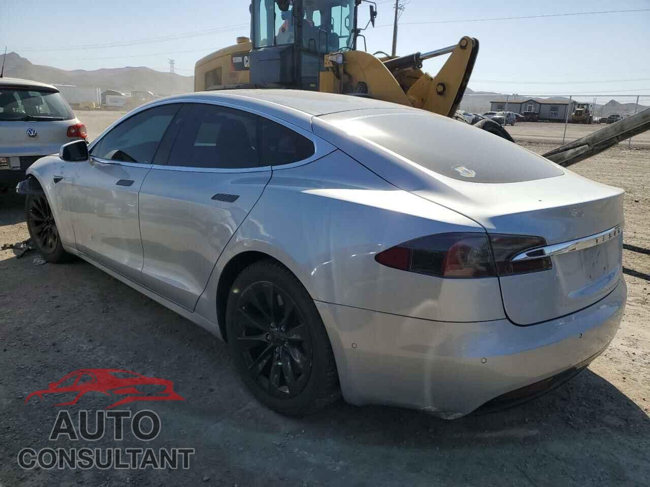 TESLA MODEL S 2017 - 5YJSA1E19HF210008