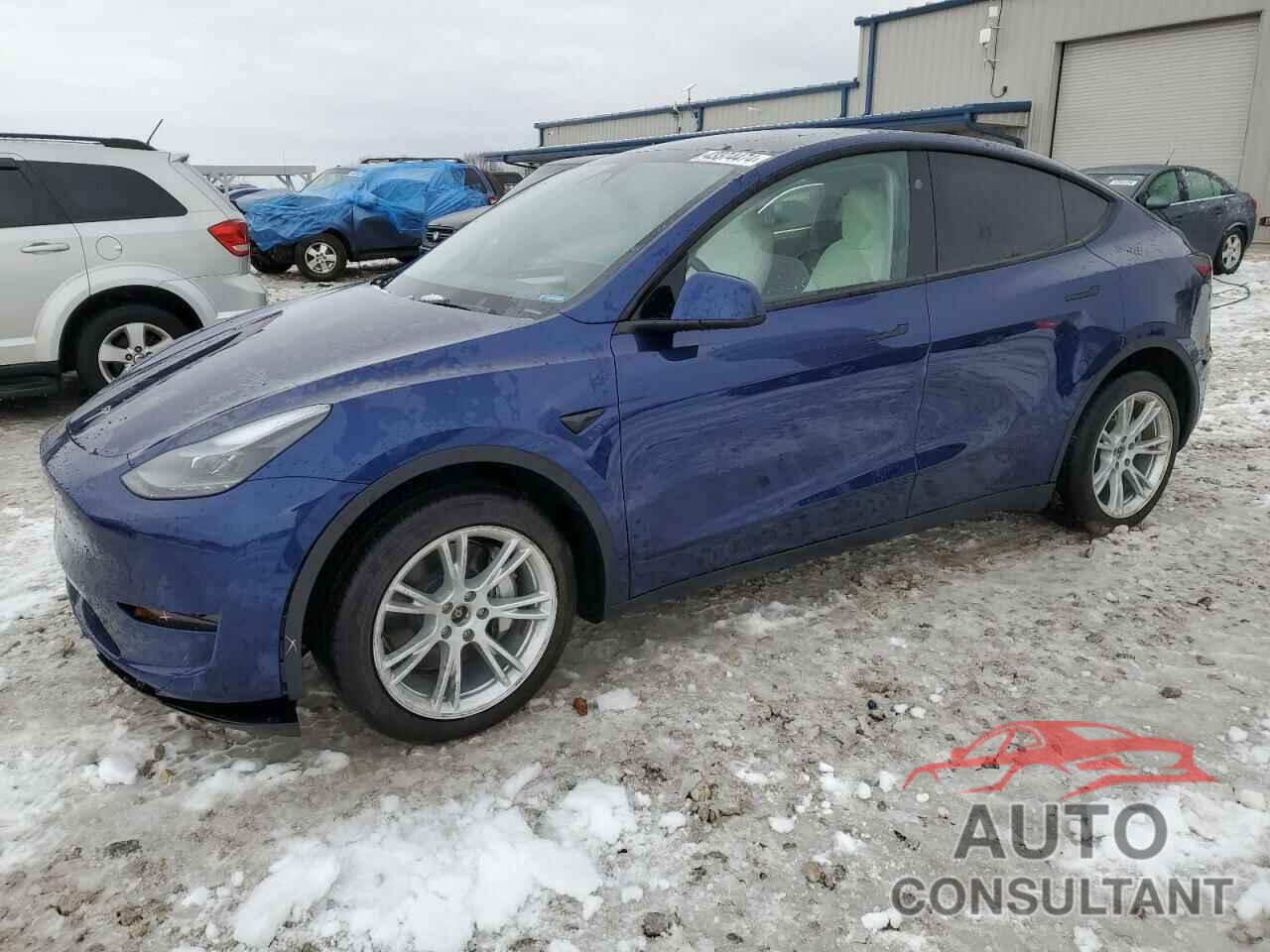 TESLA MODEL Y 2023 - 7SAYGDEE6PF817224