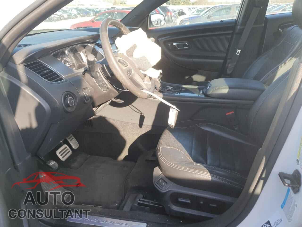 FORD TAURUS 2013 - 1FAHP2KT9DG215820