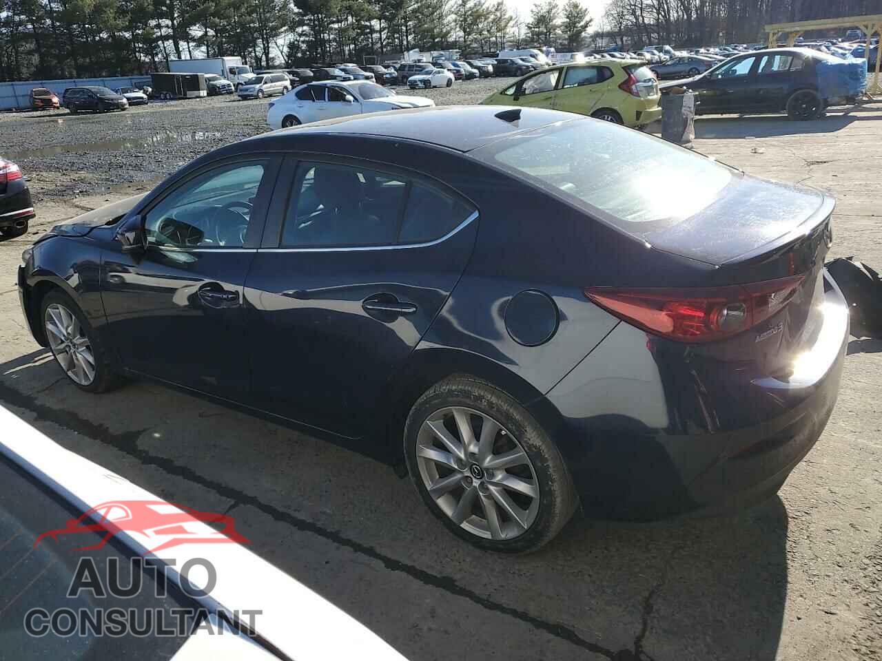 MAZDA 3 2017 - 3MZBN1W33HM132239