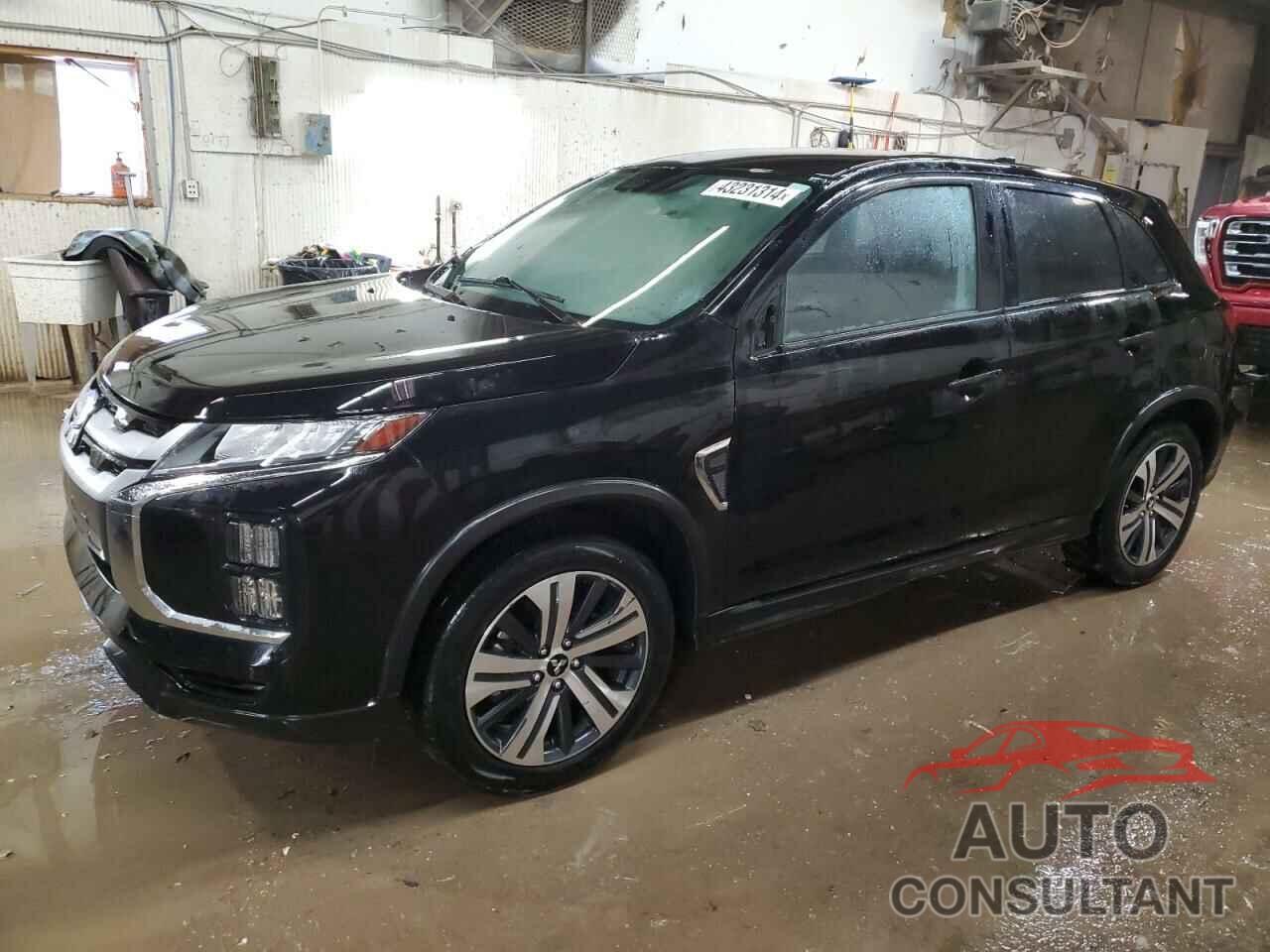 MITSUBISHI OUTLANDER 2022 - JA4ARUAU1NU003924