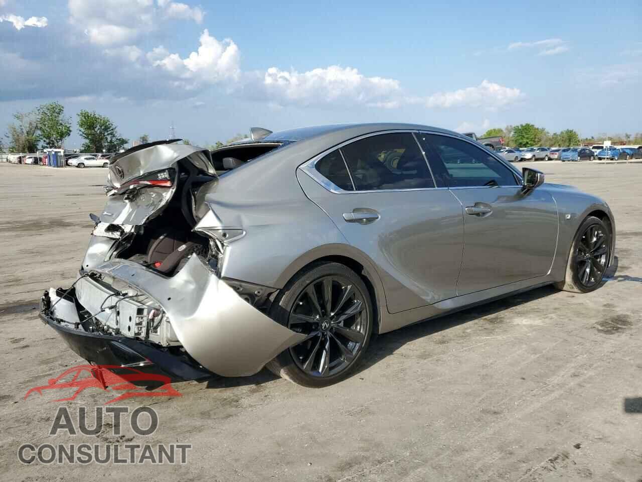 LEXUS IS 2021 - JTHGZ1B22M5045912