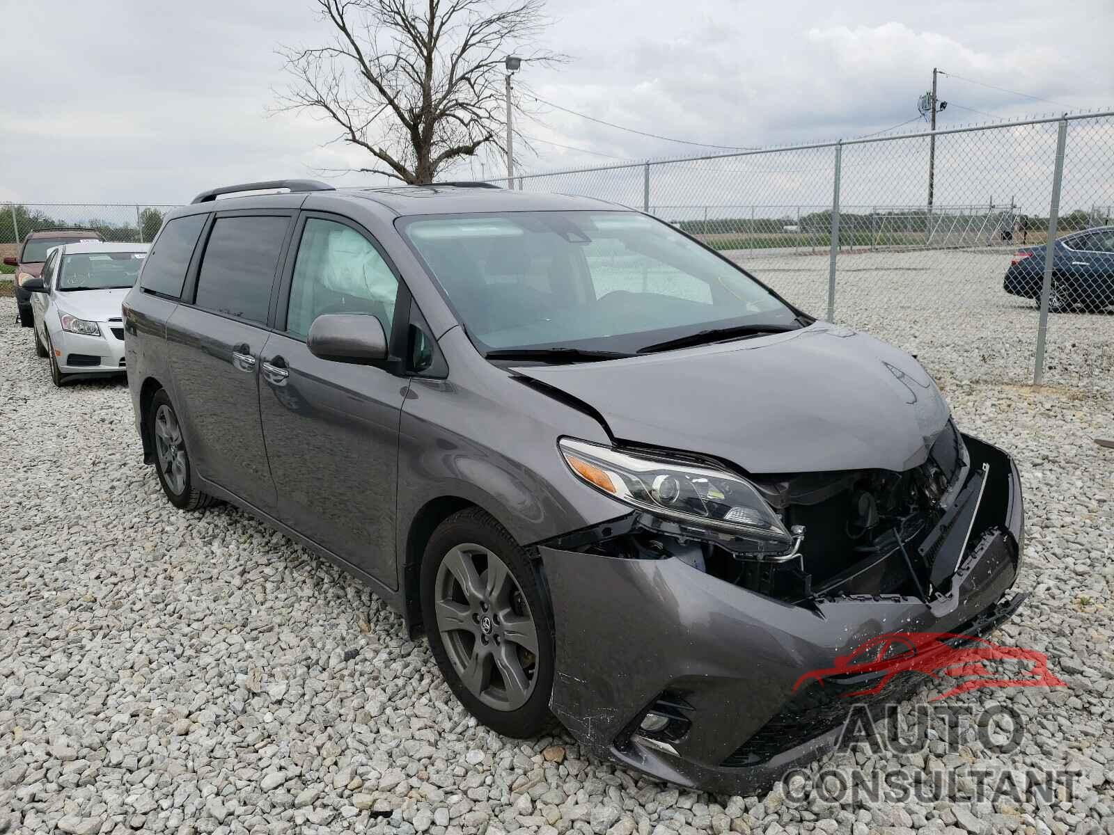 TOYOTA SIENNA 2018 - 5TDXZ3DC3JS903025