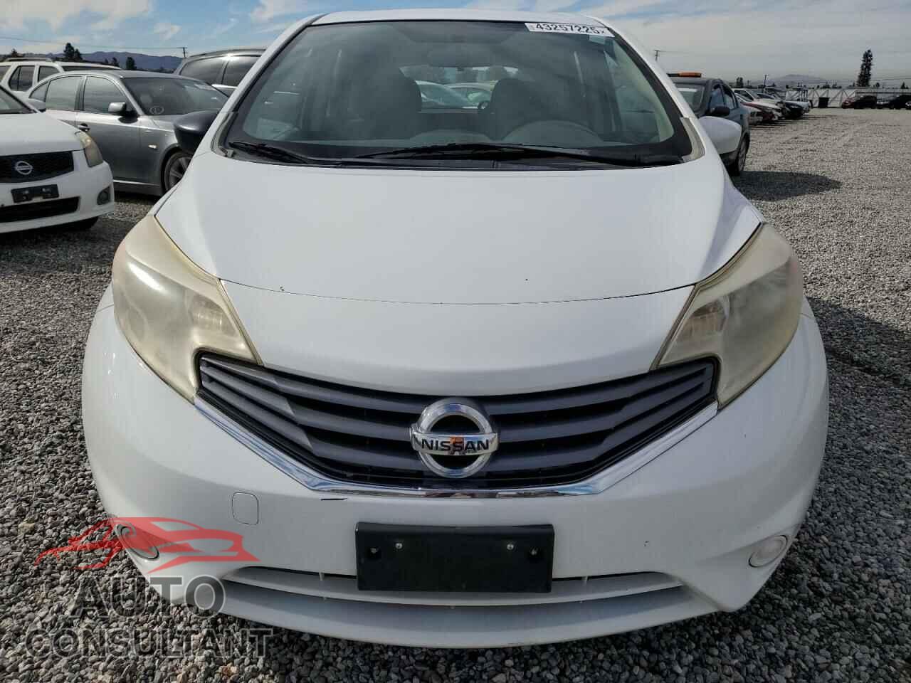 NISSAN VERSA 2015 - 3N1CE2CP0FL420911