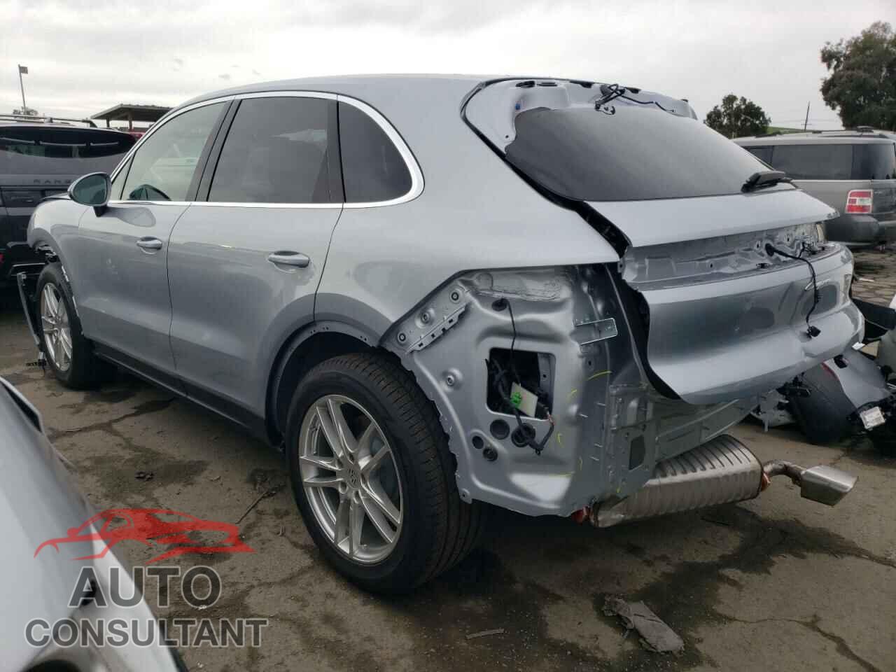 PORSCHE CAYENNE 2024 - WP1AA2AY5RDA01487