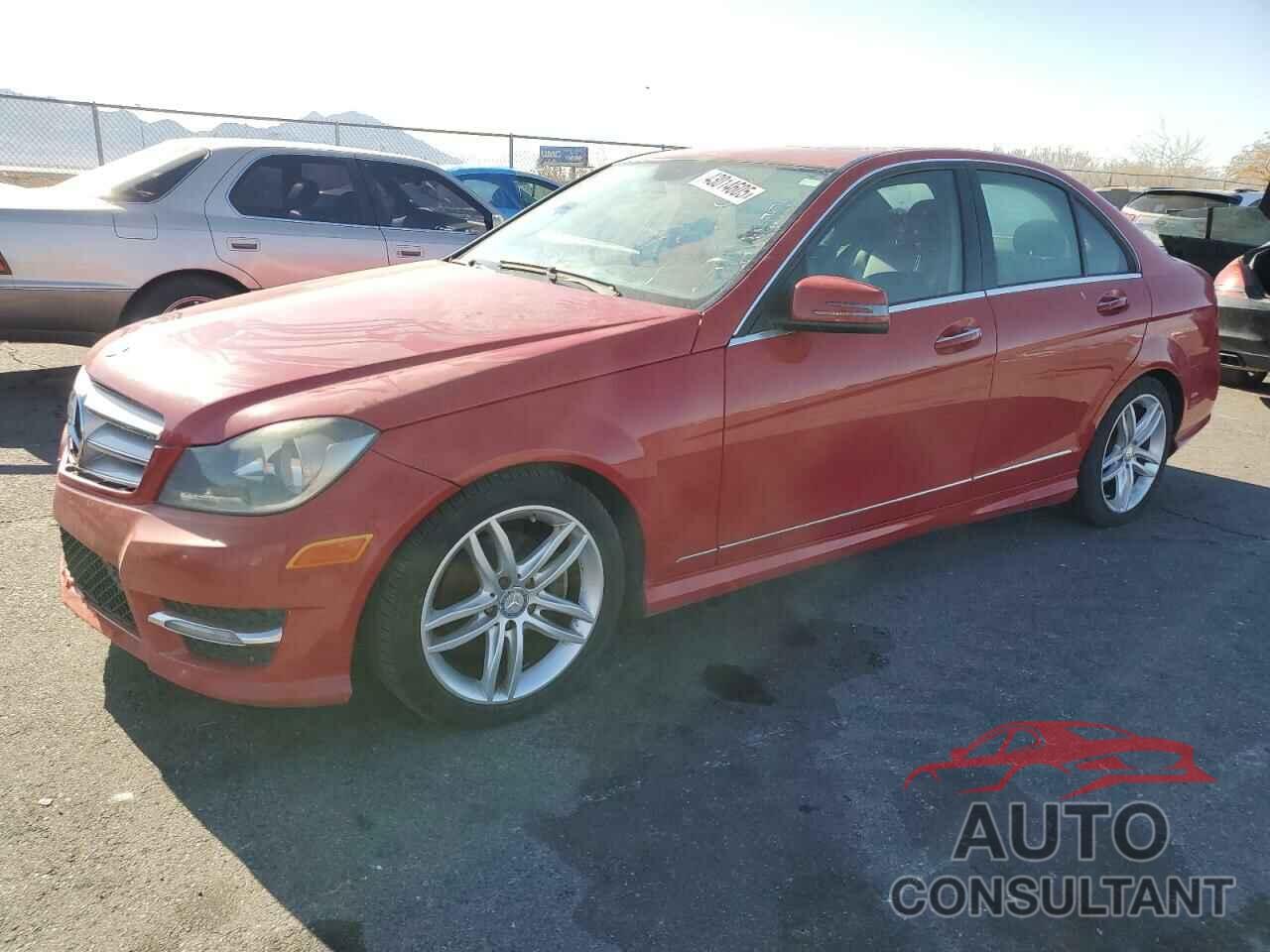 MERCEDES-BENZ C-CLASS 2013 - WDDGF4HB9DA771086