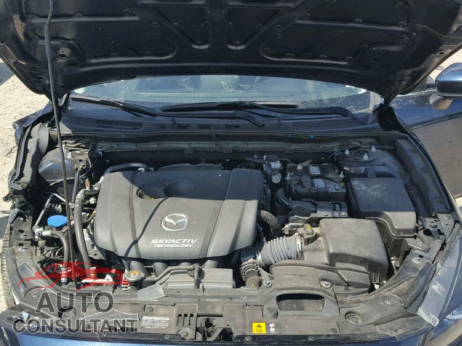 MAZDA 3 2017 - 3MZBN1V74HM103756