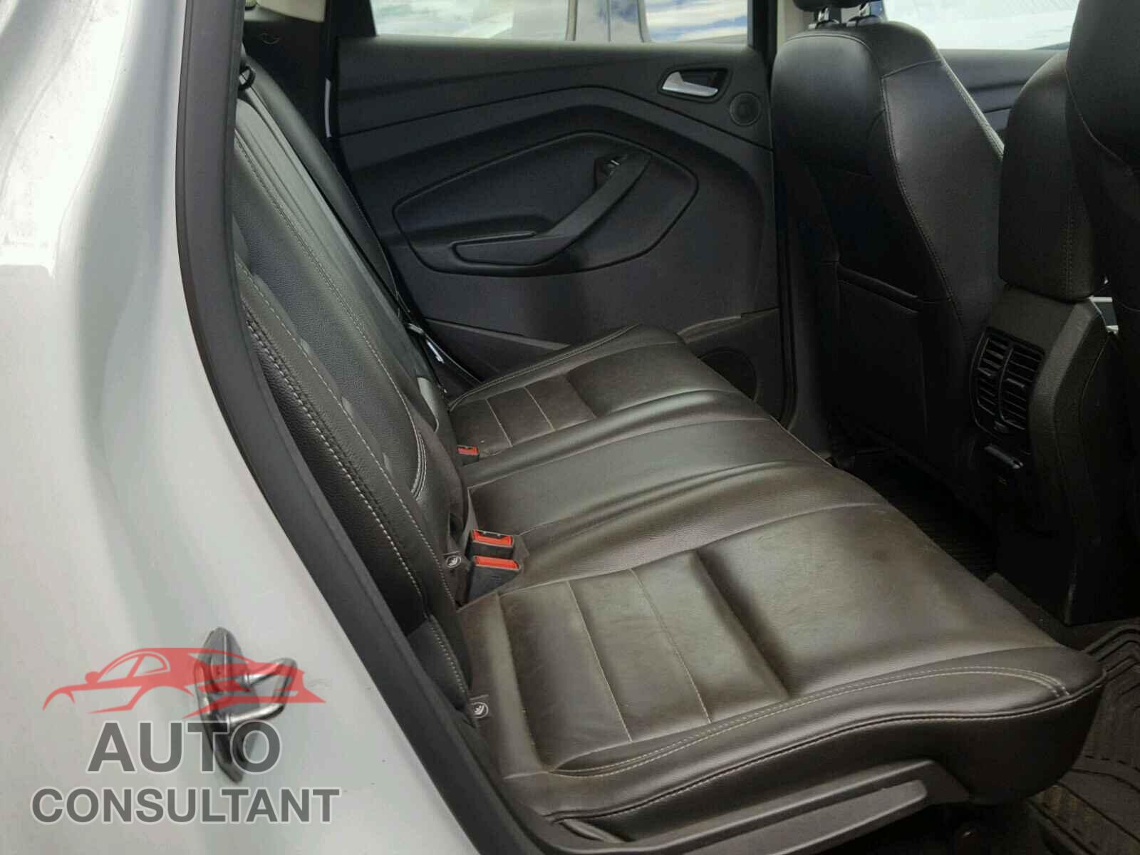 FORD CMAX 2015 - 1FADP5CU6FL106541