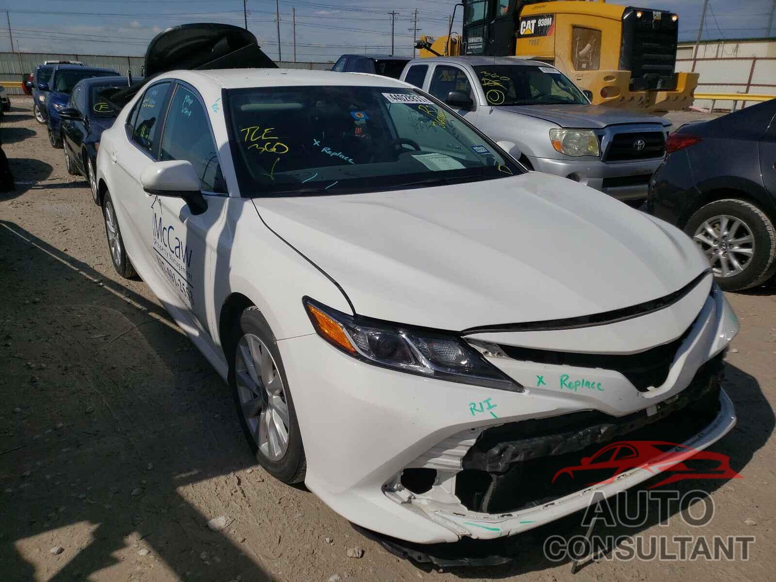 TOYOTA CAMRY 2020 - 4T1C11AK0LU365495
