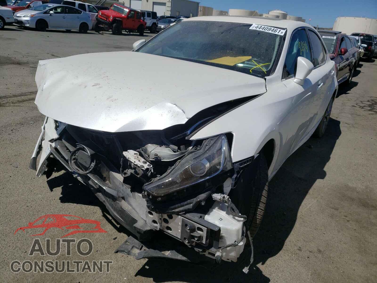 LEXUS IS 2017 - JTHBA1D20H5051468