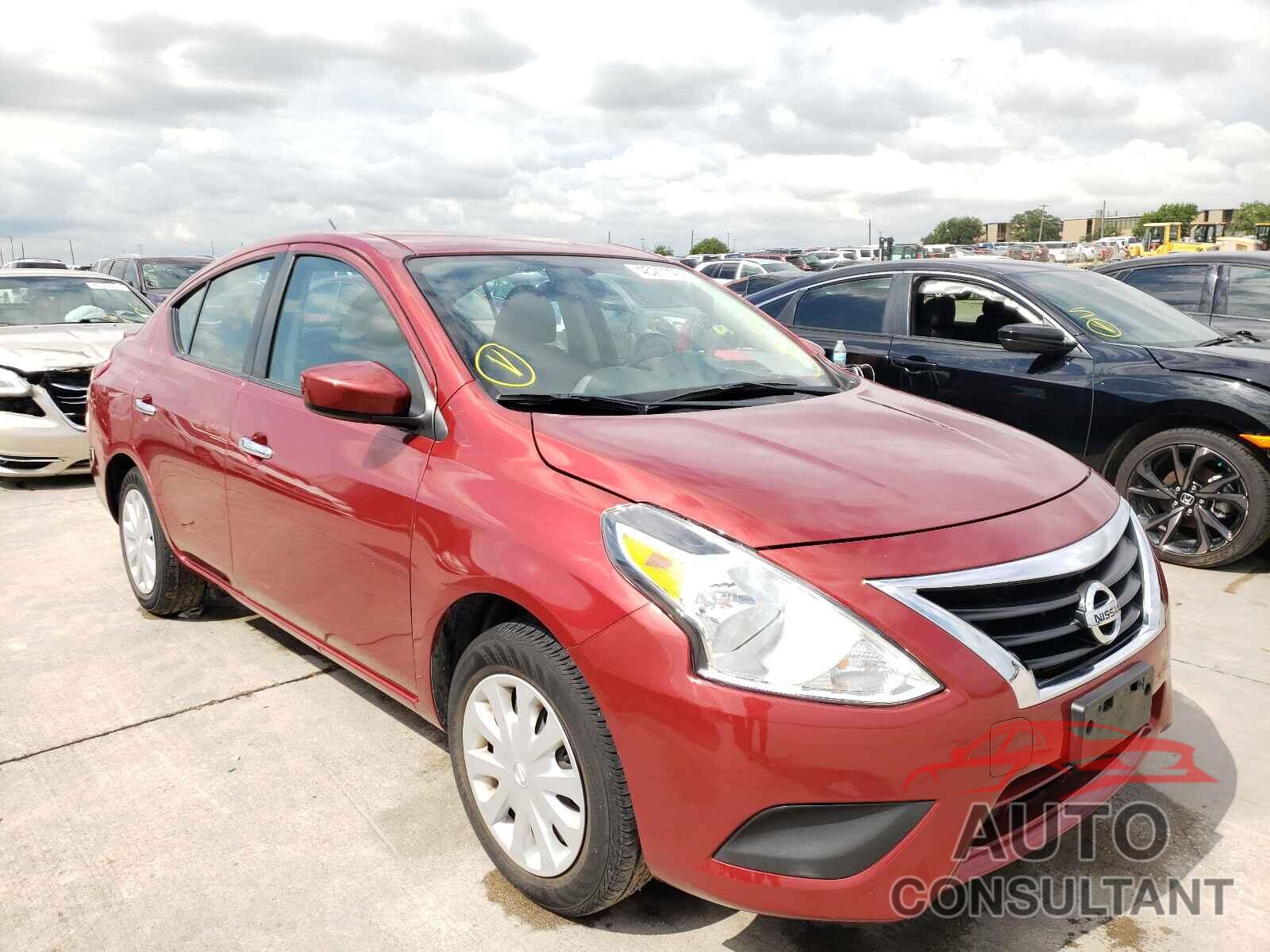 NISSAN VERSA 2018 - 3N1CN7AP8JL805934