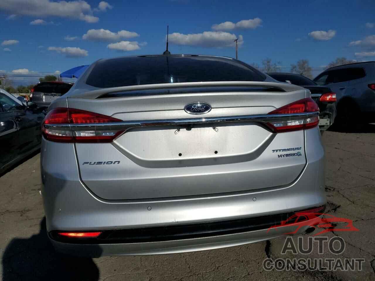 FORD FUSION 2018 - 3FA6P0RU4JR249274