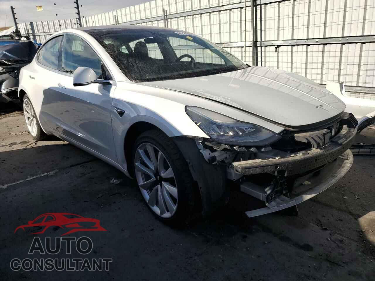 TESLA MODEL 3 2019 - 5YJ3E1EB0KF390214
